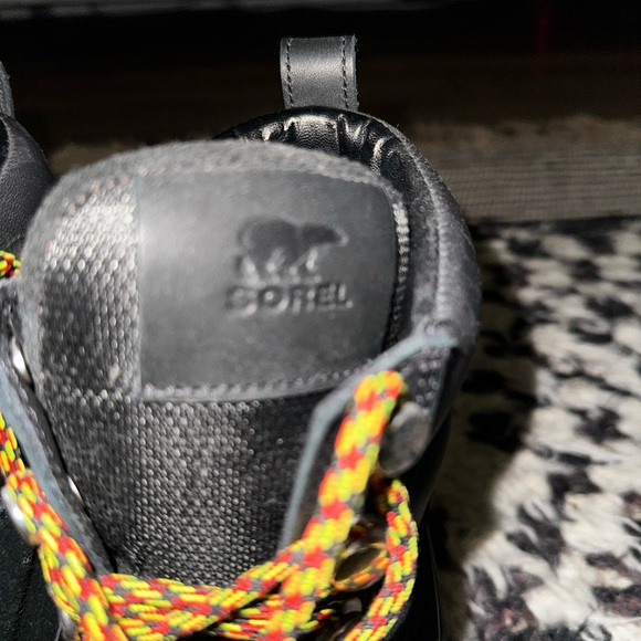 Sorel heeled winter boot - Picture 7 of 7